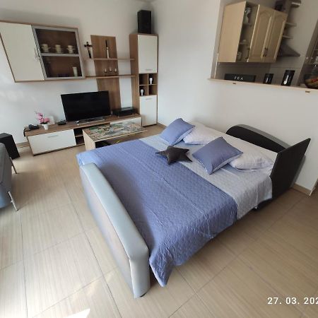 Apartamento Apartman Antonela With Free Garage Parking Split Exterior foto