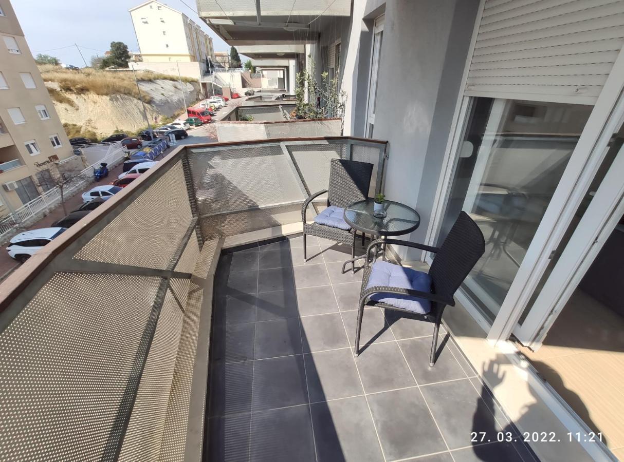Apartamento Apartman Antonela With Free Garage Parking Split Exterior foto