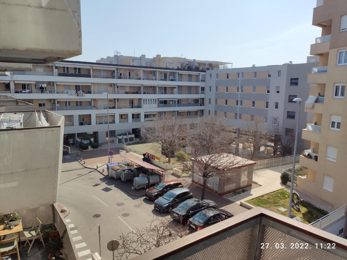 Apartamento Apartman Antonela With Free Garage Parking Split Exterior foto
