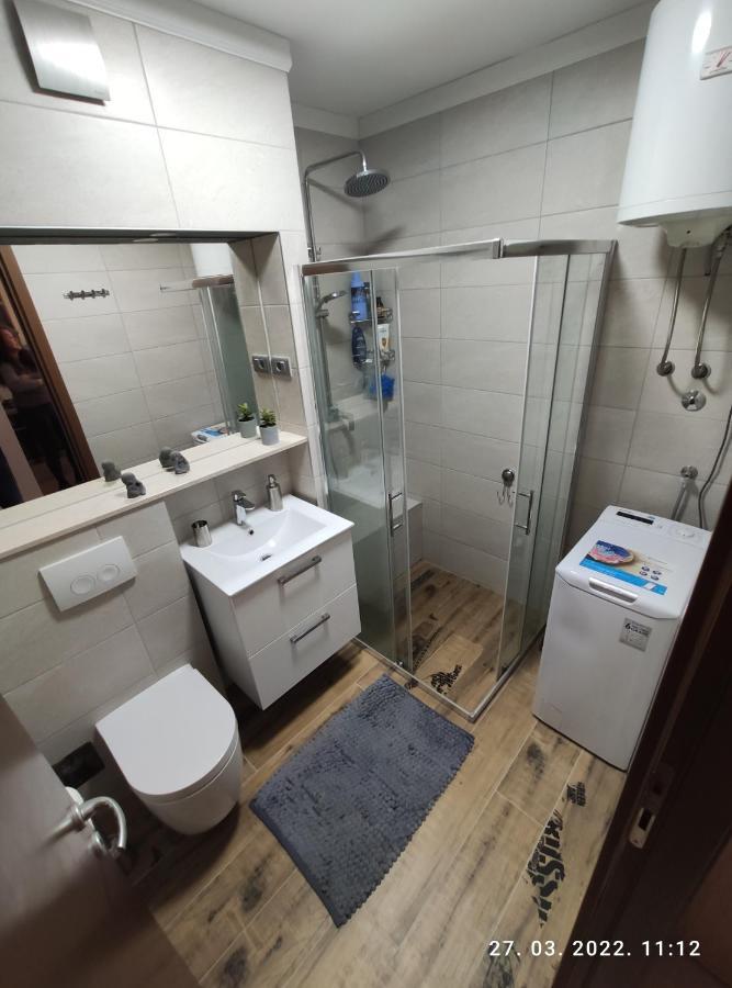 Apartamento Apartman Antonela With Free Garage Parking Split Exterior foto