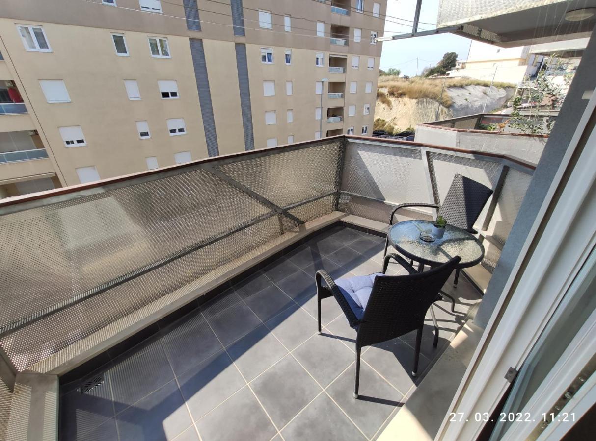 Apartamento Apartman Antonela With Free Garage Parking Split Exterior foto