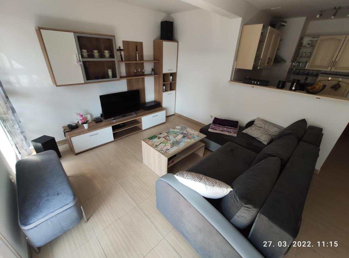 Apartamento Apartman Antonela With Free Garage Parking Split Exterior foto