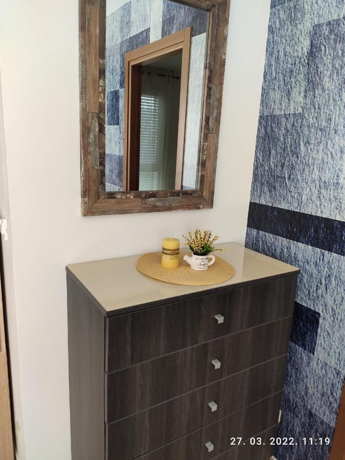 Apartamento Apartman Antonela With Free Garage Parking Split Exterior foto